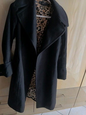 Black women's Zara coat used, size small, long with belt
