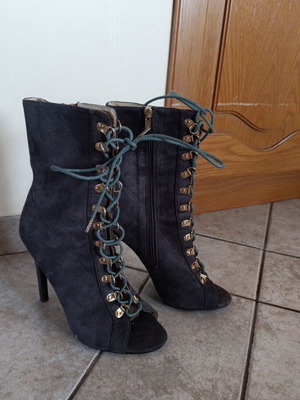 Luigi winter ankle boots like new, gray, size 38
