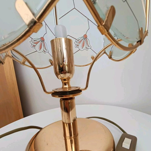 Vintage table lamp with metal frame and glass like new