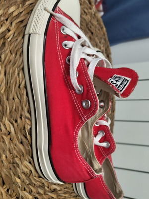 Converse women's sneakers used, size 39, red