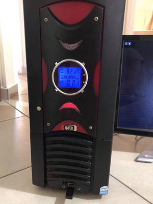 Desktop computer used