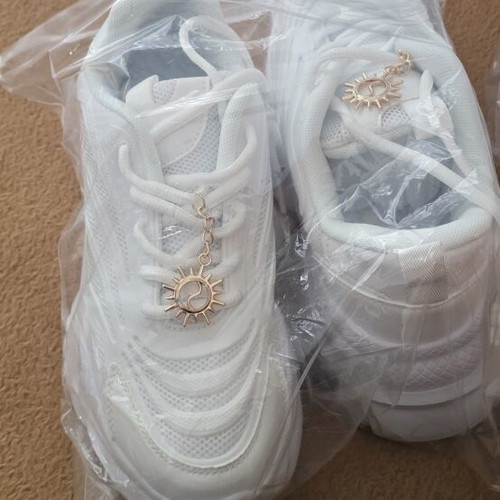 White women's sport shoes size 40