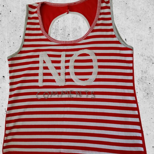 Zazu red-white striped summer top like new, size M