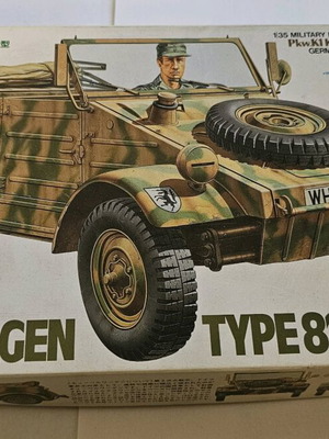 Tamiya Kubelwagen Type 82 1/35 model like new unassembled