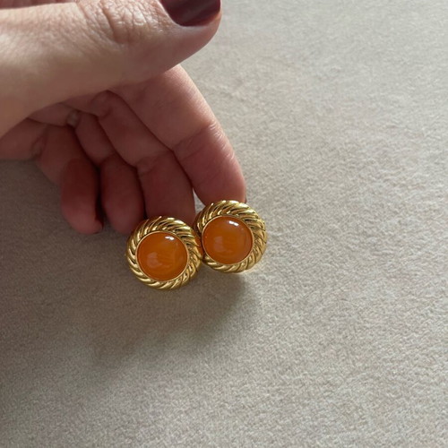 Vintage style earrings