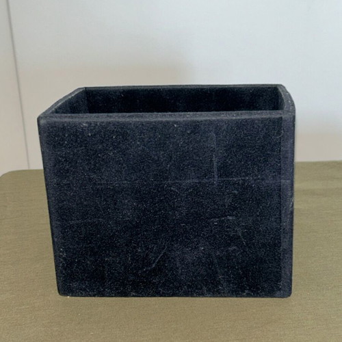Silver 925 office holder with velvet and embossed Greek meander