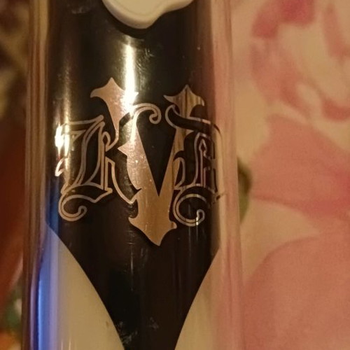 Kat Von D hydrating primer used