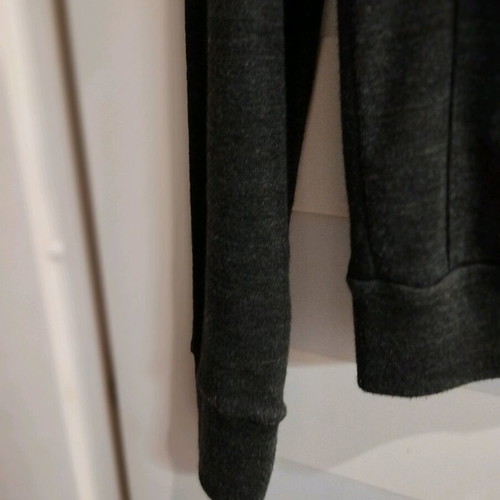 Short cardigan like new, size M
