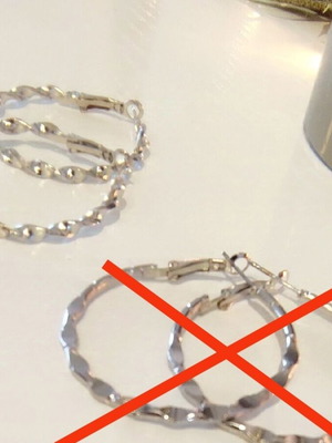 Metal hoop earrings new, silver, pair of 1
