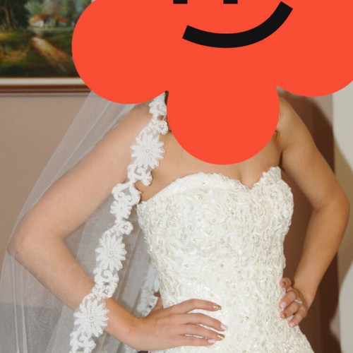 Wedding dress like new, white, with veil and corset