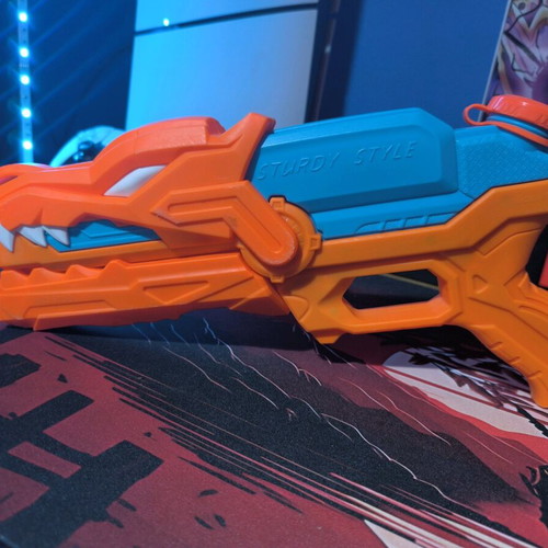 Watergun in dragon shape used