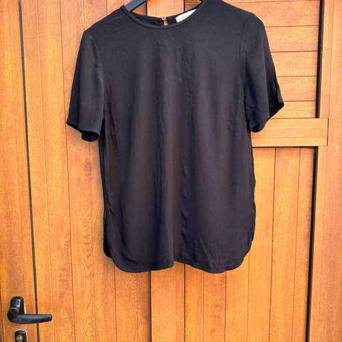 Samsoe Samsoe t-shirt like new, size M, black