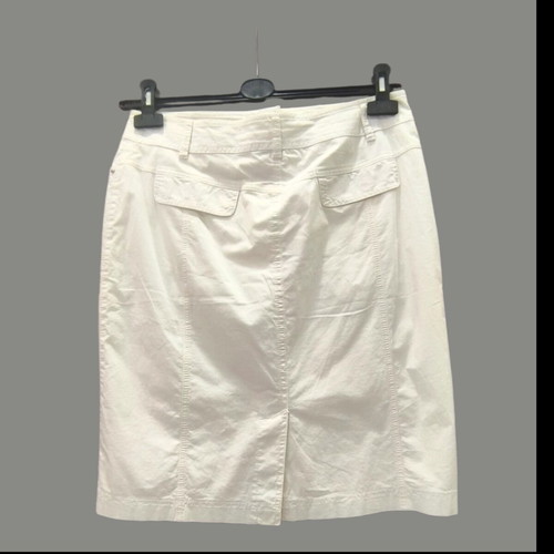 Gerry Weber summer skirt white like new with front and pockets size M/L