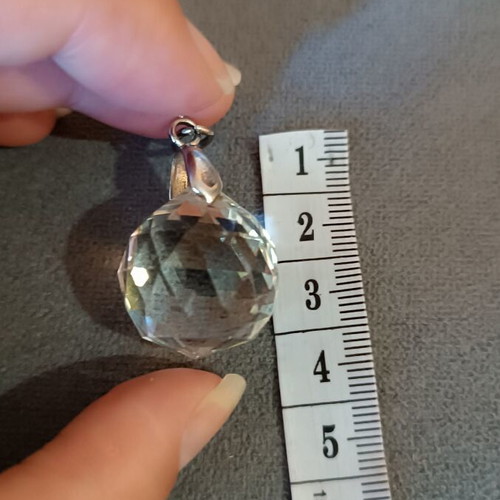 Crystal sphere pendant like new, white and silver