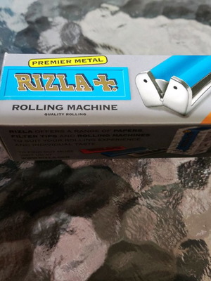 Rizla cigarette rolling machine new metal blue