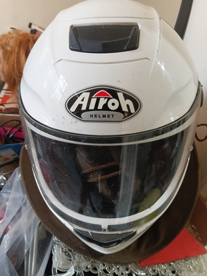 Airoh Rides helmet XL size, like new
