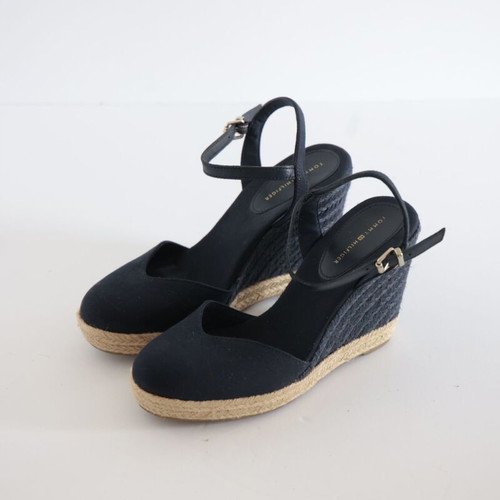Tommy Hilfiger espadrilles sandals size 38.5