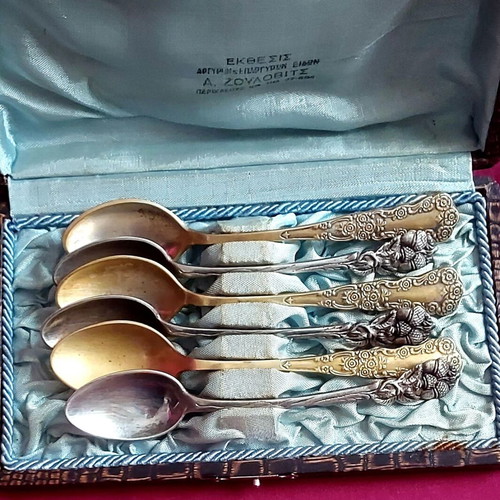 Antique spoon set used, 3 silver 800 and 3 gold-plated with case