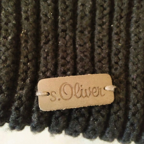 S.Oliver beanie like new, black