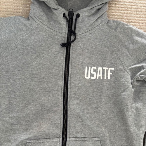 Nike special edition sports hoodie large, like new, gray and white