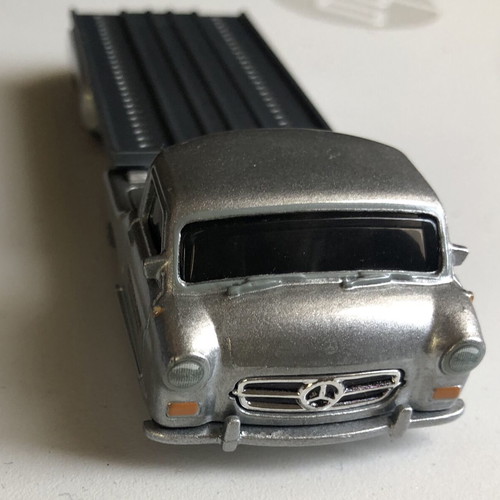 Hot Wheels Mercedes Benz Truck Team Transport car Culture like new