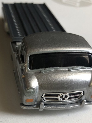 Hot Wheels Mercedes Benz Truck Team Transport car Culture like new