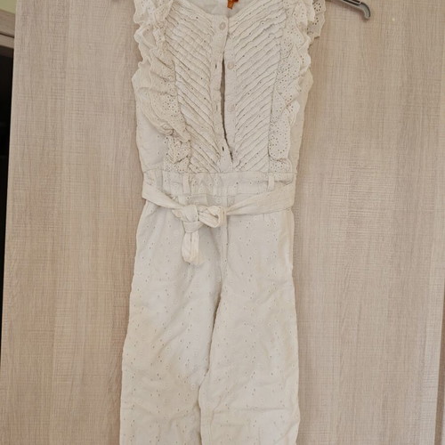 Orchestra girls' white jumpsuit used, ages 7-8