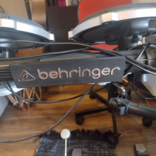 Beringher XD80 E Drums like new