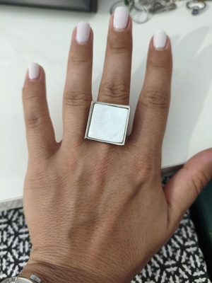Statement ring with large square mother of pearl, like new