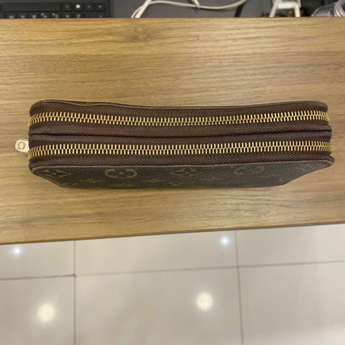 Louis Vuitton double zipper monogram wallet used, brown