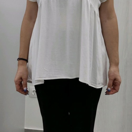 Celestino white short-sleeve blouse with ruffles on sleeve like new, size L
