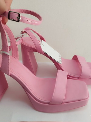 Bershka Pink Sandals Size 37 New With Tag