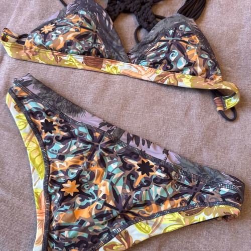 Maaji bikini new, double face with knitted back, colorful, size S