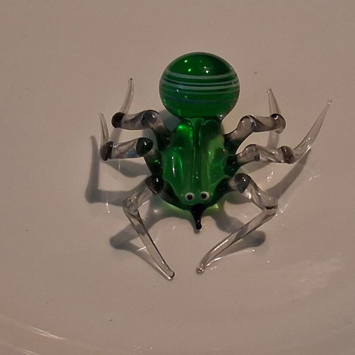 Murano glass spider like new, green