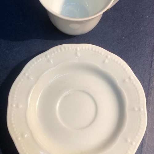 Antique Château Valmont coffee set 12 pcs like new, white embossed porcelain