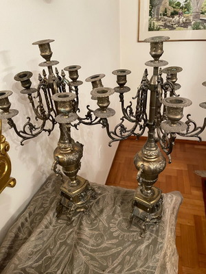 Vintage brass candlesticks like new