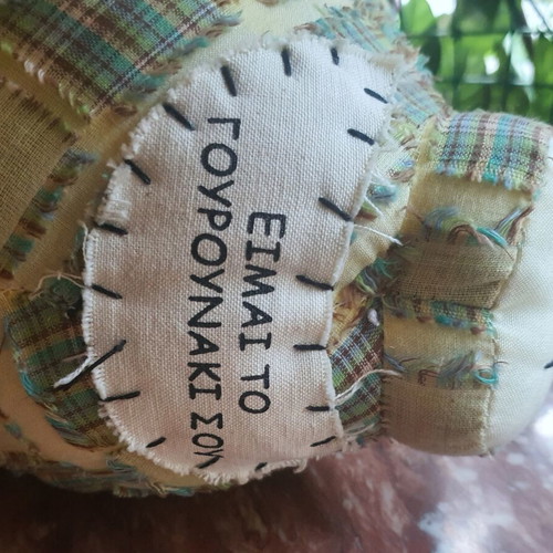 Pig-shaped pillow like new