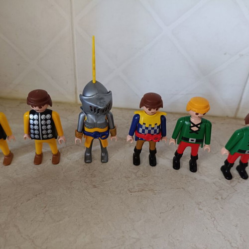Playmobil knights figures used, set of 6