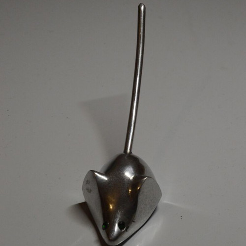 Metal decorative cat and mouse antiques set