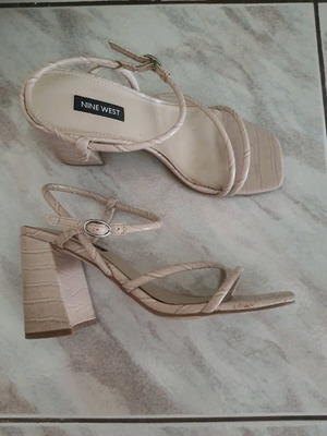 Πέδιλα Nine West σαν καινούργια, νούμερο 37, μπεζ