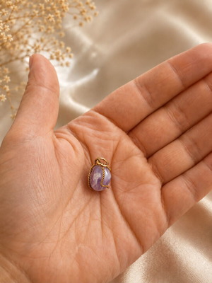Amethyst necklace accessory in soft lilac shades, new