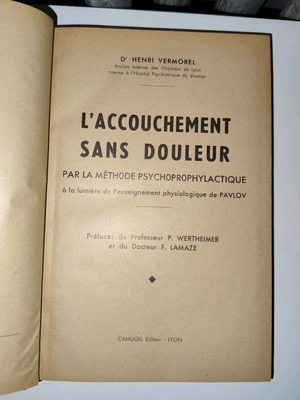 L accouchement sans douleur obstetrics book used