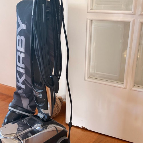 Kirby vacuum cleaner system like new with all accessories