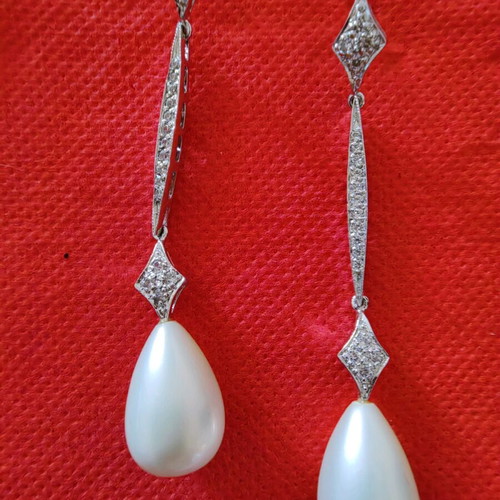 Silver 925 earrings with zircon and pearl like new