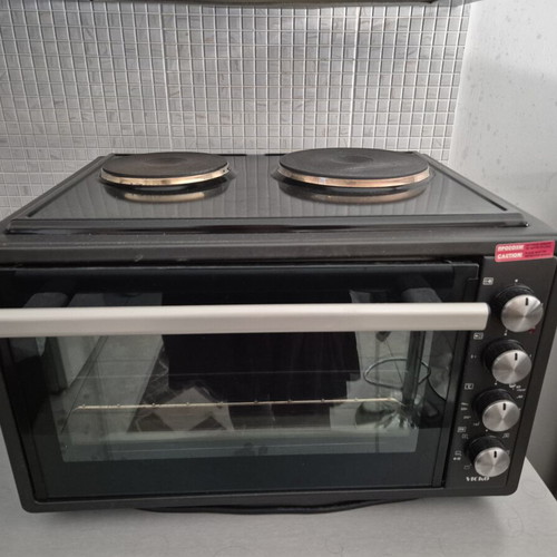 Oven used, one year of use