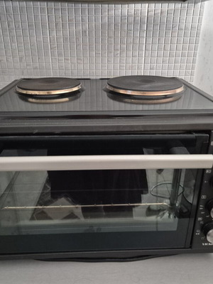 Oven used, one year of use