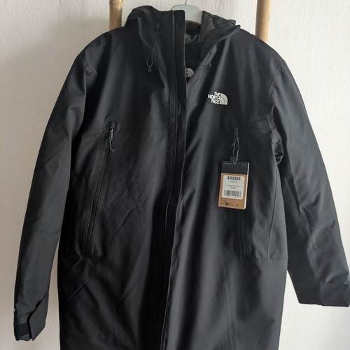 The North Face MTN Range Down Insulated Waterproof Hooded Parka Jacket Size Medium Black New
