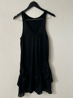Black silk dress Made in Italy like new, size M