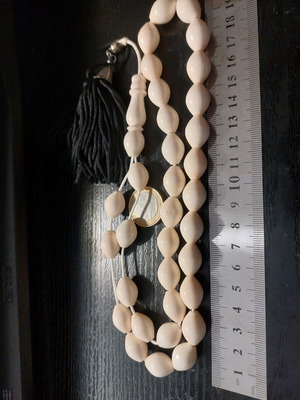 Komboloi with 33 camel bone beads like new
