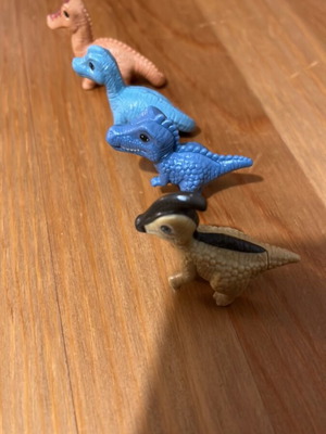 Kinder Natoons 4 τεμάχια σαν καινούργια χωρίς κουτάκι